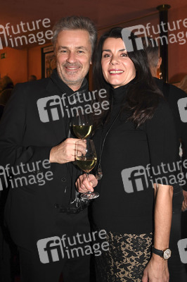 Theaterpremiere 'Trennung frei Haus' in München